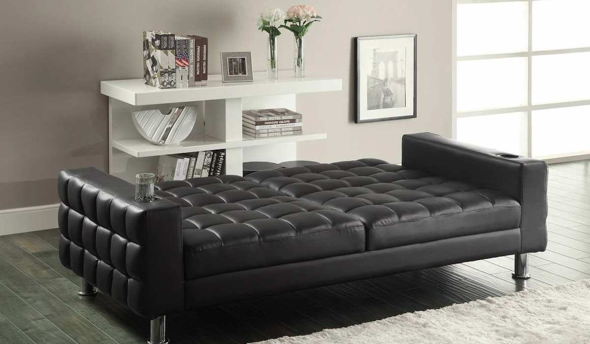 Why Leather Corner Sofas Are Perfect for Any Living Room